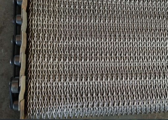 SUS310 Herringbone Conveyor Belt For Metal Heat Treatment No Deformation