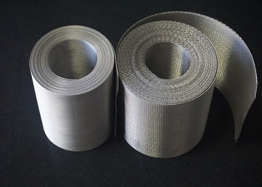 SS304 Metal Mesh Conveyor Belt Wire Mesh Conveyor Belt Solids Liquids Filtration