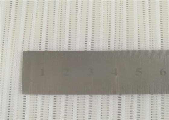 Spiral Loop Width 1-10mm Polyester Mesh Belt Flat Surface